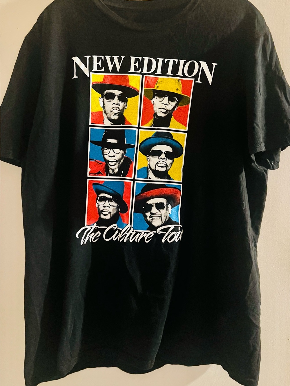 RnB Group New Edition Tour T Shirt (M